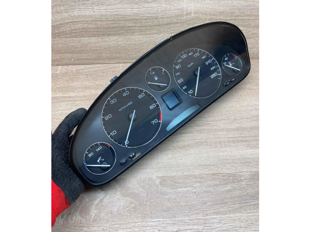 Přístrojová deska  Peugeot 607 2000 9629598280, 110008883  