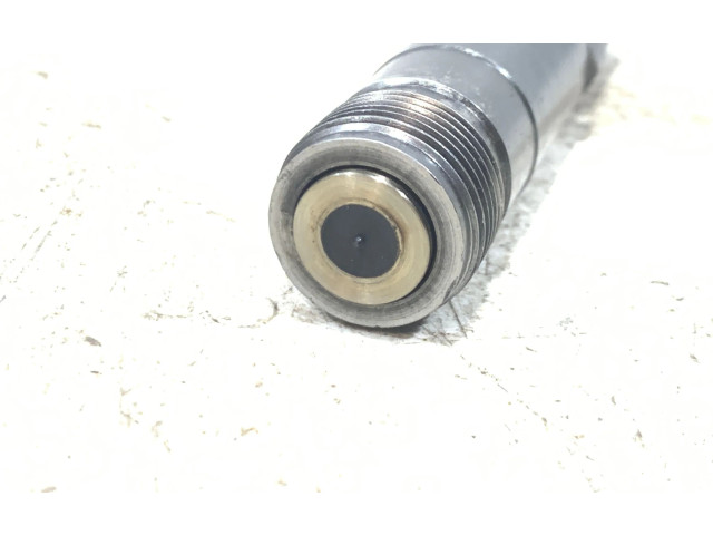 Форсунка 0000101051    Mercedes-Benz C W202  - 