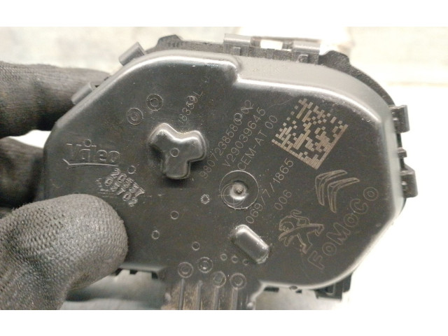 Zámek zadních dveří 9807238580, 9830301180   Peugeot 208 2017