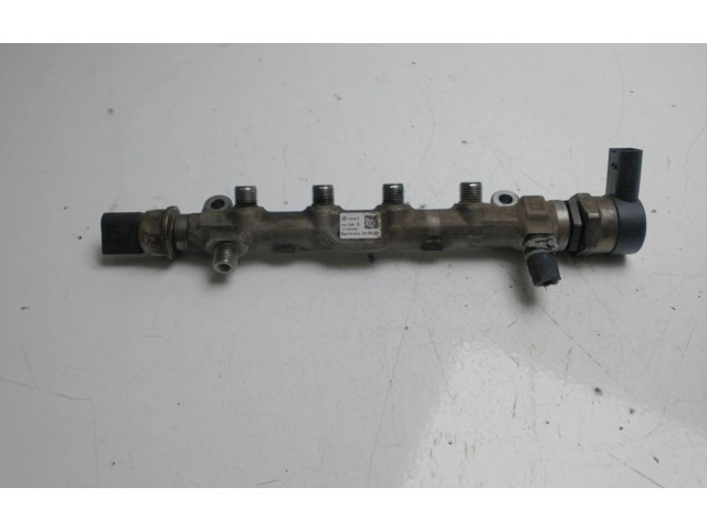Топливная рампа 0146094, 04L089D   Volkswagen Passat Alltrack  