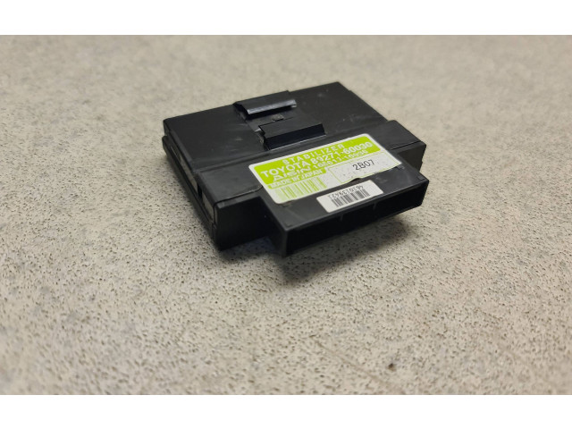 Блок управления подвески 8927160030, 16581110030   Toyota Land Cruiser (J150)