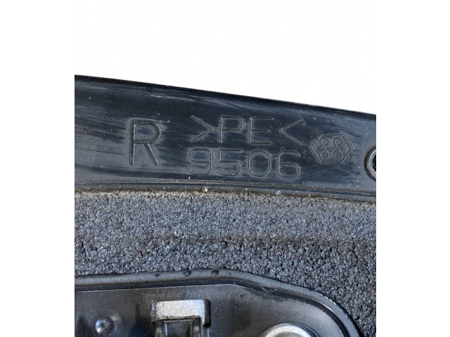 Zpětné zrcátko  Toyota Land Cruiser (J150) 2019  E4044661  
