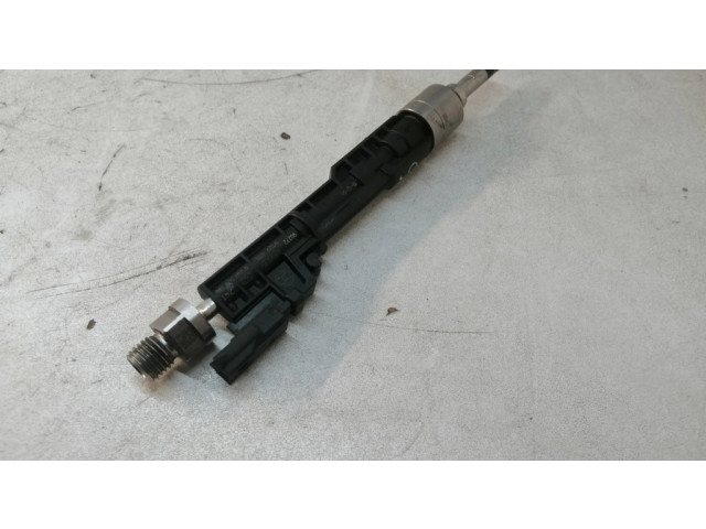 Vstřikovač 13647599876, 10213541   BMW M5  pro benzínový motor 4.4  