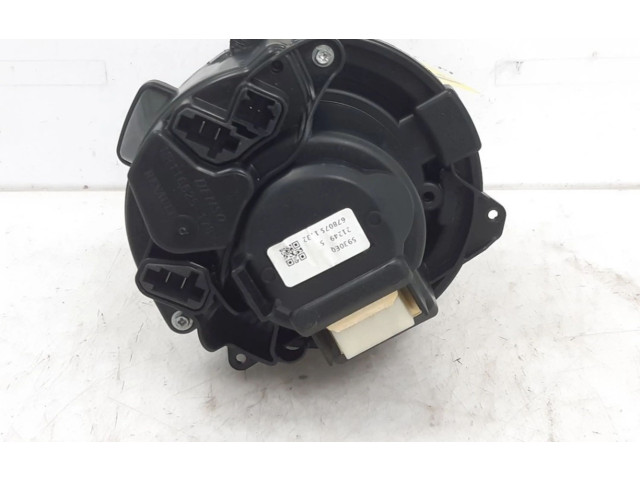 Вентилятор печки    272104788R, 272104788R   Renault Captur