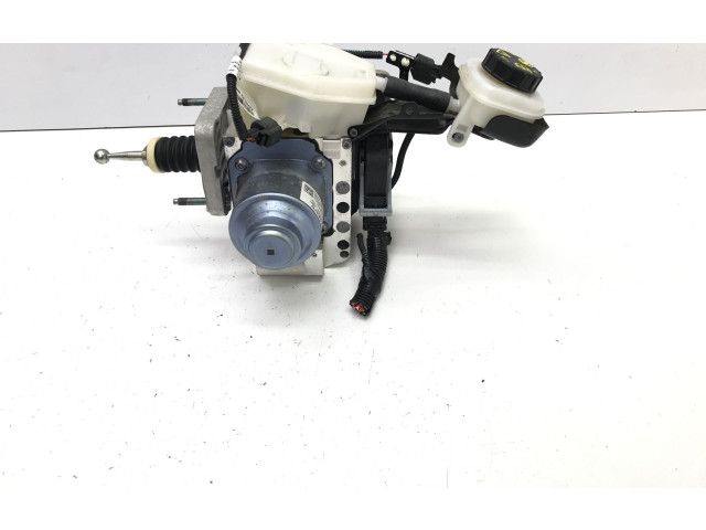 Блок ABS    32333276, 32281728   Volvo XC40