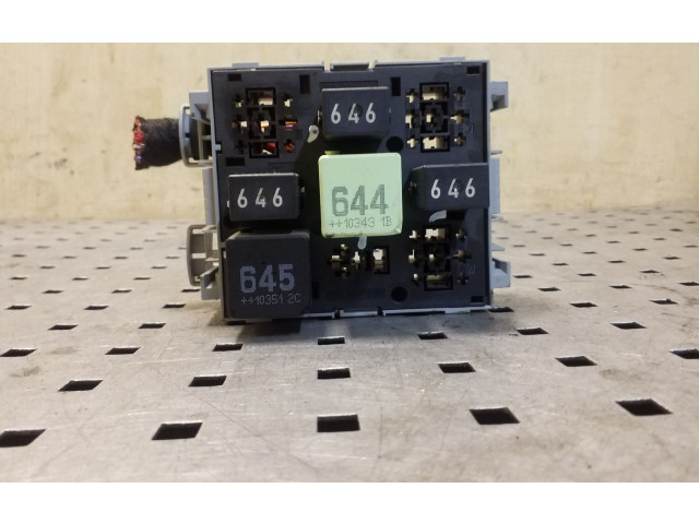 Блок предохранителей 7L0937503A   Volkswagen Touareg II    