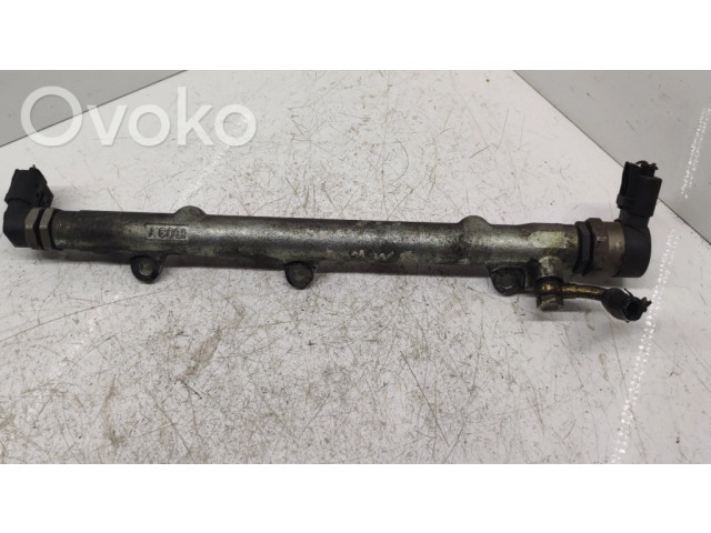 Vstřikovací lišta 7787164, 0445214033   BMW 3 E46  pro naftový motor 2.0  