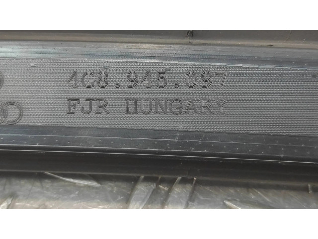 Дополнительный стоп сигнал Audi A7 S7 4G 4G8945097 