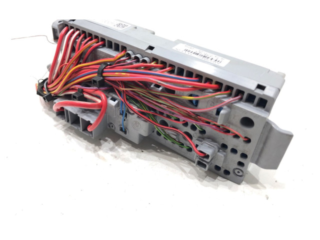 Блок предохранителей  9350313   BMW 5 G30 G31    