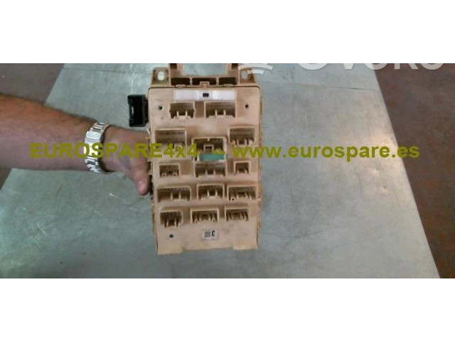   Pojistková skříňka 3-2715   Toyota Yaris 2002
