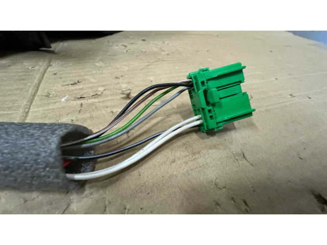 Zpětné zrcátko pravé Volvo S60 2001  E11015463, E11025463  