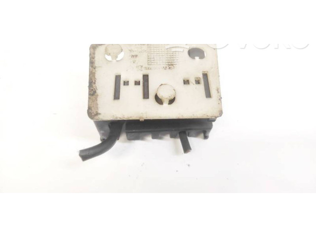   Pojistková skříňka 9656984480   Peugeot 207 2007