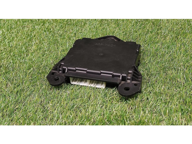 Блок управления 8865047050, 1773007312   Toyota Prius (XW20)