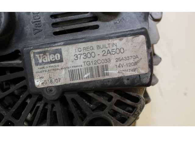 Генератор 373002A500   KIA Ceed      