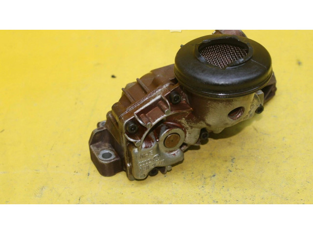 Čerpadlo oleje 077115105J   Audi A8 S8 D3 4E   