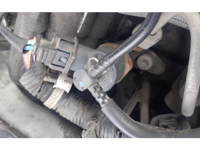 Vstřikovač 8200238528   Volvo S40, V40    D4192T3 