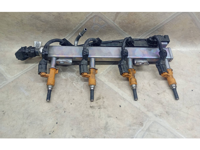 Топливная рампа 82125F4020A   Toyota C-HR I  