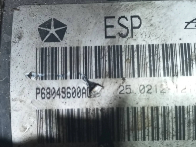 Jednotka ABS P68043600AC   Chrysler Town & Country V 2010