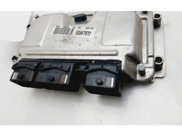 Блок управления двигателем ECU 9657036780   Peugeot 307 CC      