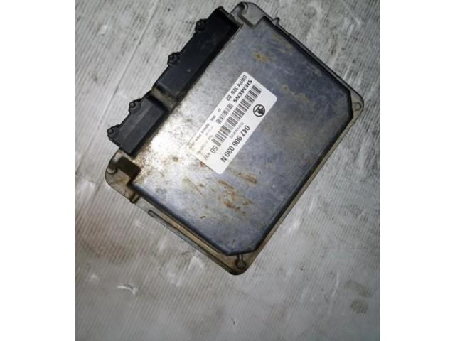 Блок управления двигателем Блок управления 047906030N   Skoda Felicia I