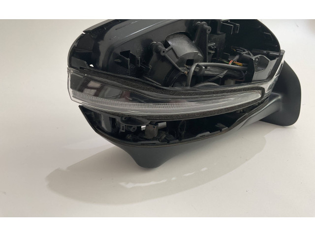 Zpětné zrcátko  Mercedes-Benz X-class W470 2019  0411425  