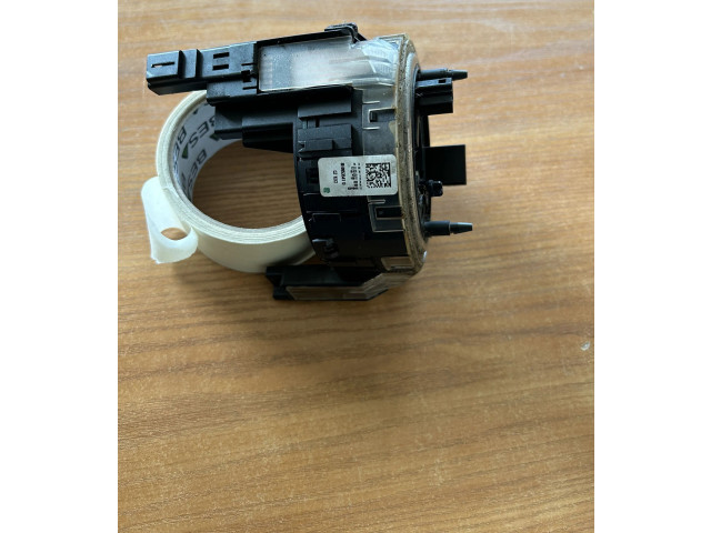 Подрулевой шлейф SRS    Volkswagen Touareg I