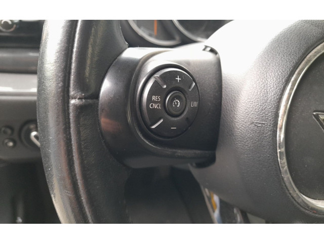 Volant Mini Clubman F54 2020   