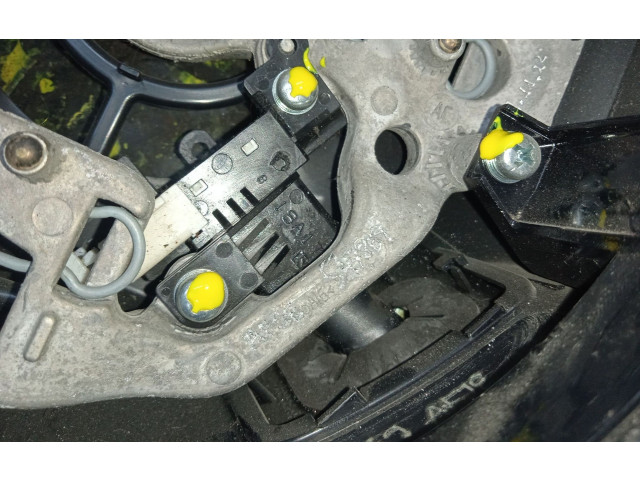 Volant Toyota Yaris 2016 451000D51027  