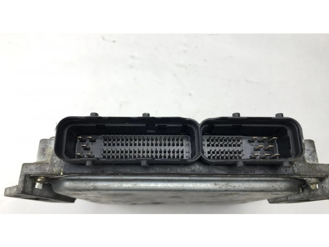 Блок управления двигателя 2758001523   Renault Espace -  Grand espace IV
