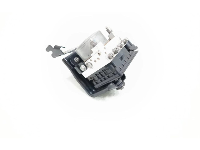 Jednotka ABS 476604104R   Renault Sandero I 2021
