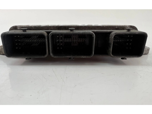 Řídící jednotka 8200411717, 8200376474   Renault Modus 2004
