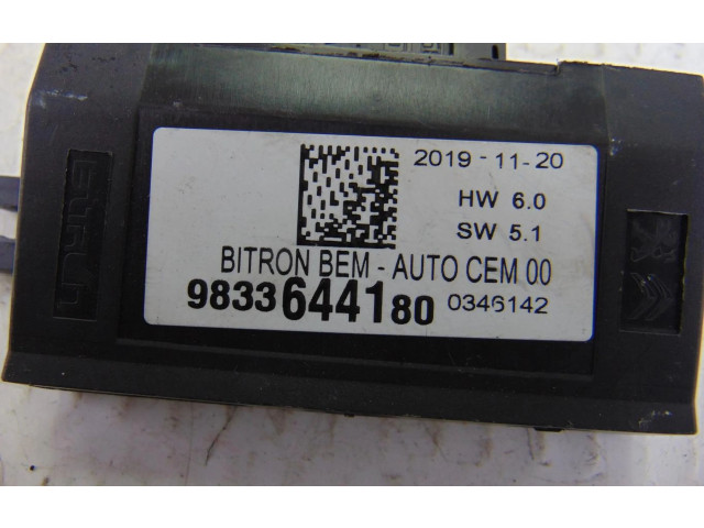 Řídící jednotka 9833644180   Peugeot 3008 I 