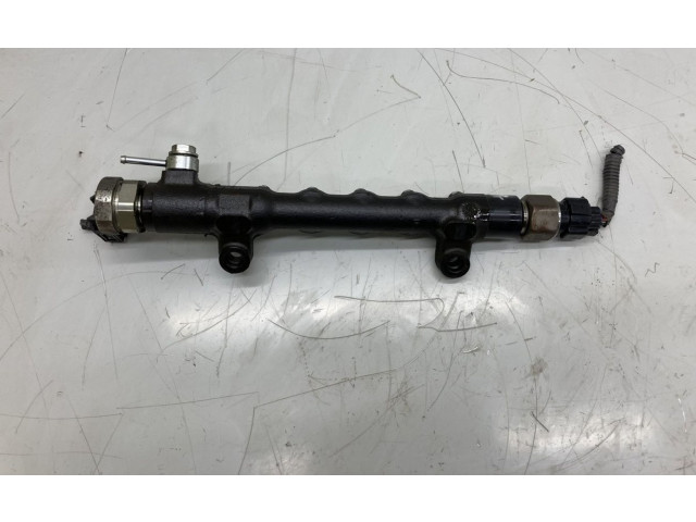 Топливная рампа 238100R041, 238100R041   Toyota RAV 4 (XA40)   для двигателя 2AD-FHV