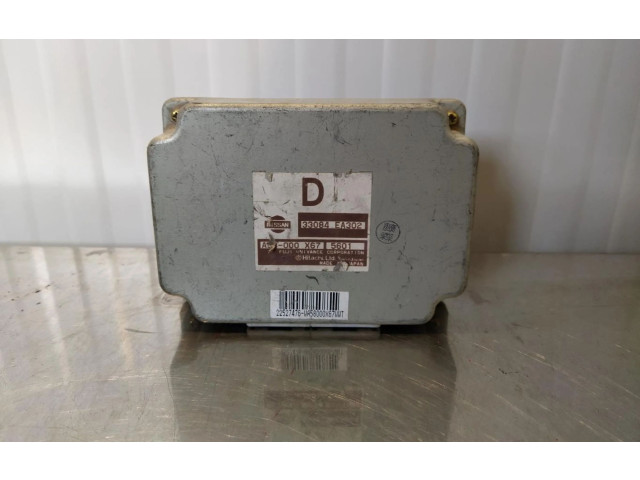 Řídící jednotka 33084EA302   Nissan Navara 