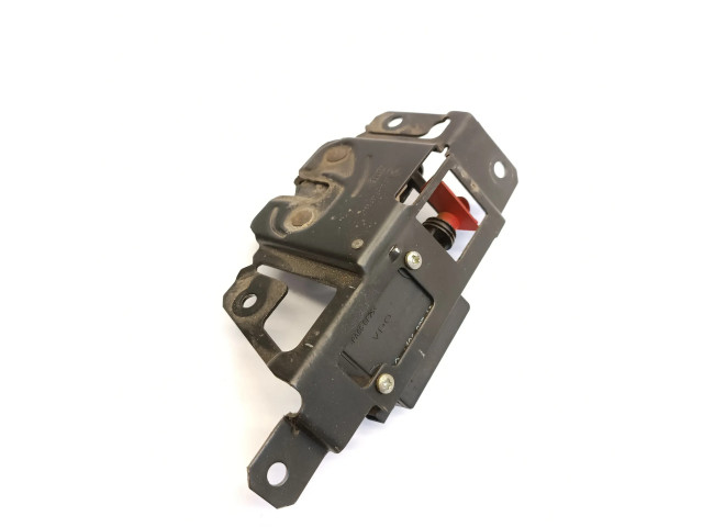 Zámek zadních dveří 51247057364   BMW 3 E46 2004
