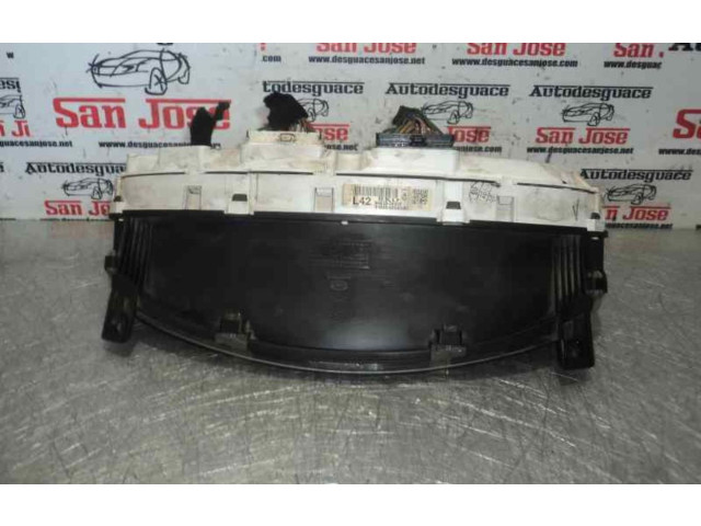 Přístrojová deska  Hyundai Tucson JM 2007 940232E420  