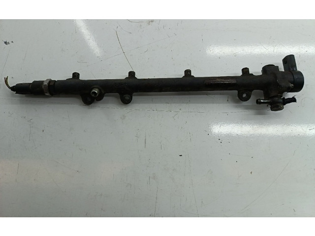 Vstřikovací lišta A6110700095   Mercedes-Benz E W210     