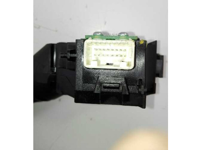 Ручка стеклоочистителей GS1D68430GFKZ   Mazda 6