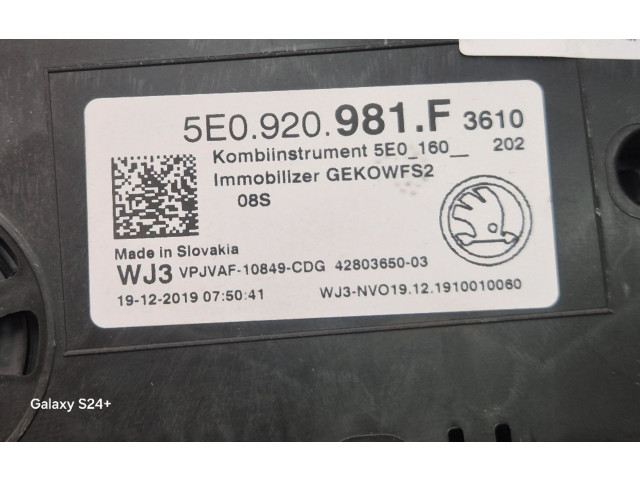 Přístrojová deska  Skoda Octavia Mk3 (5E) 2019 5E0920981F  