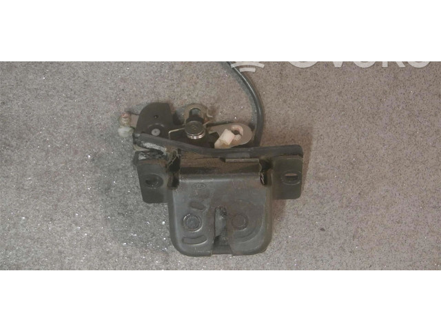 Замок багажника     KIA Sorento 2002 - 2009 года