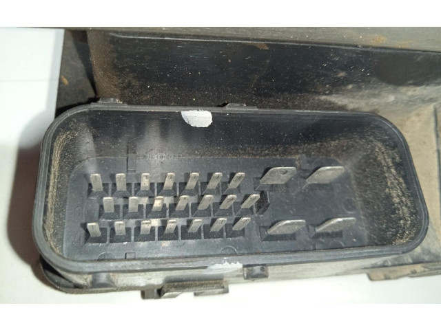 Jednotka ABS 9566026500   Hyundai Santa Fe 