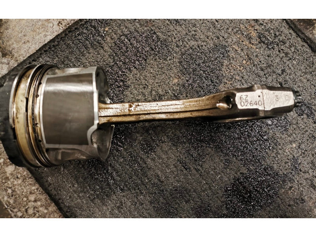 Поршень с шатуном  02647, 02646  Toyota RAV 4 (XA30)  