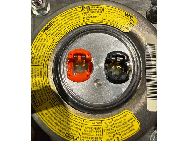 Подушка безопасности водителя Z21C7192757   Lexus RX 330 - 350 - 400H