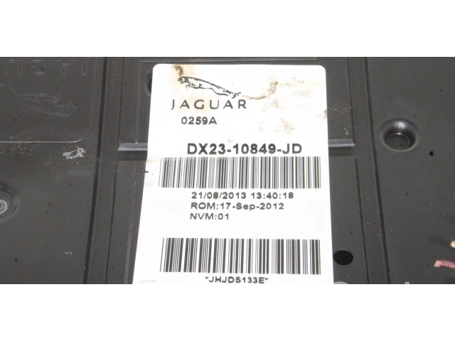 Přístrojová deska  Jaguar XF X250 2013 DX2310849JD  