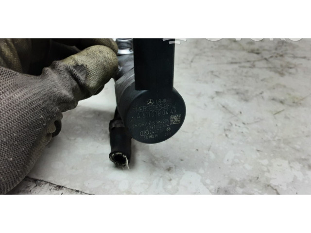 Vstřikovací lišta A6400702395, A6400702395   Mercedes-Benz A W169    OM640.940 