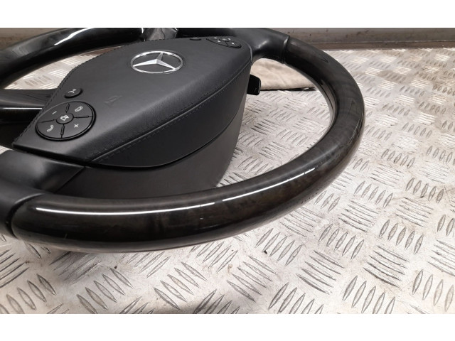 Volant Mercedes-Benz CL C216 2013   
