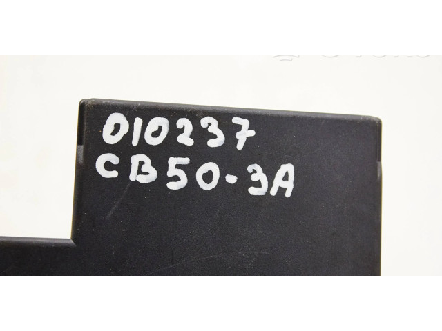   Pojistková skříňka 0025452701, 0225455332   Mercedes-Benz E W210 2001