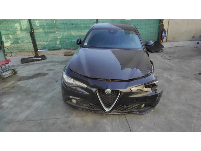 Přední maska  Alfa Romeo Giulia 2019 156119010  