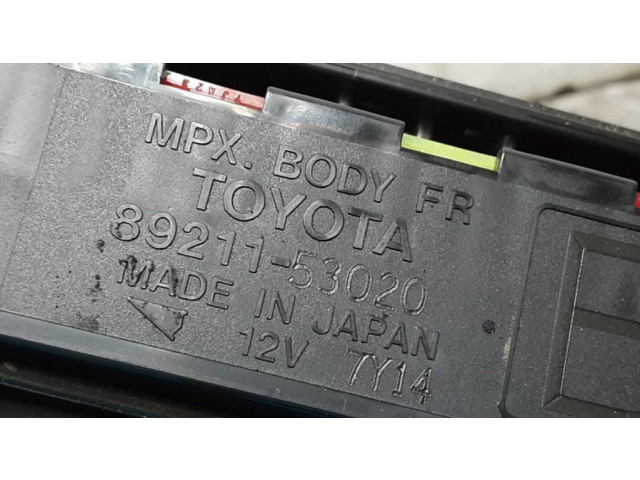   Pojistková skříňka 8266253070, 8675XA1   Lexus  220D-250-350 2007