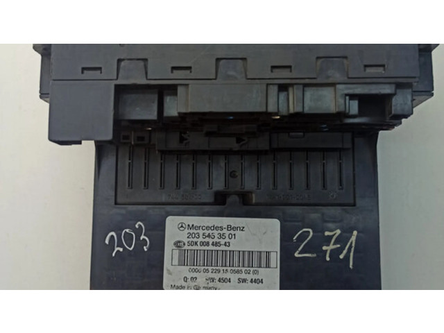  Pojistková skříňka 2035453501   Mercedes-Benz C W203 2006